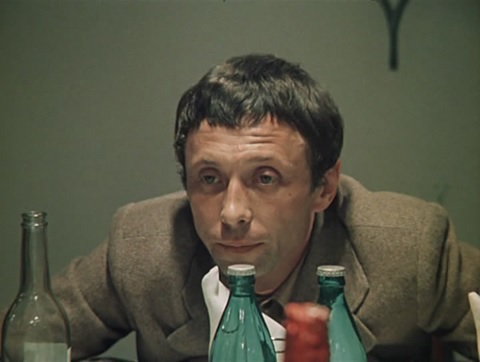 Кадр из фильма «Отпуск в сентябре» (режиссер Виталий Мельников. «Ленфильм», 1979)