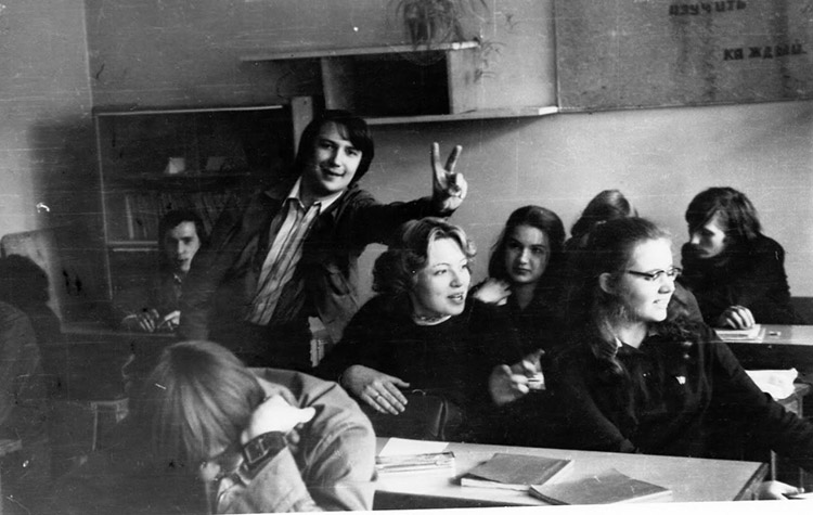 Мария Майофис об «островах утопии» (Newtonew)